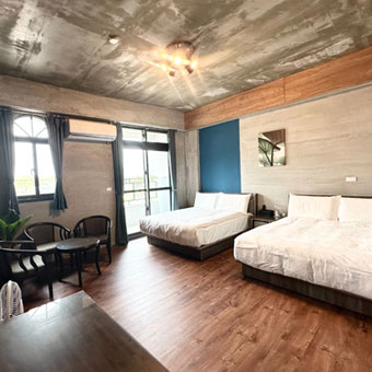 2樓合家歡四人房